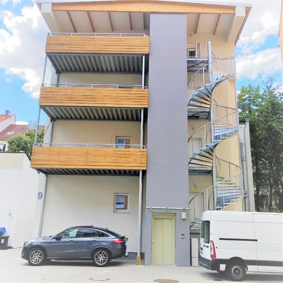 Am City Apartment 24H Self-Check-In, Free Parking, U-Bahn 350M, Netflix Nuremberg Exterior photo